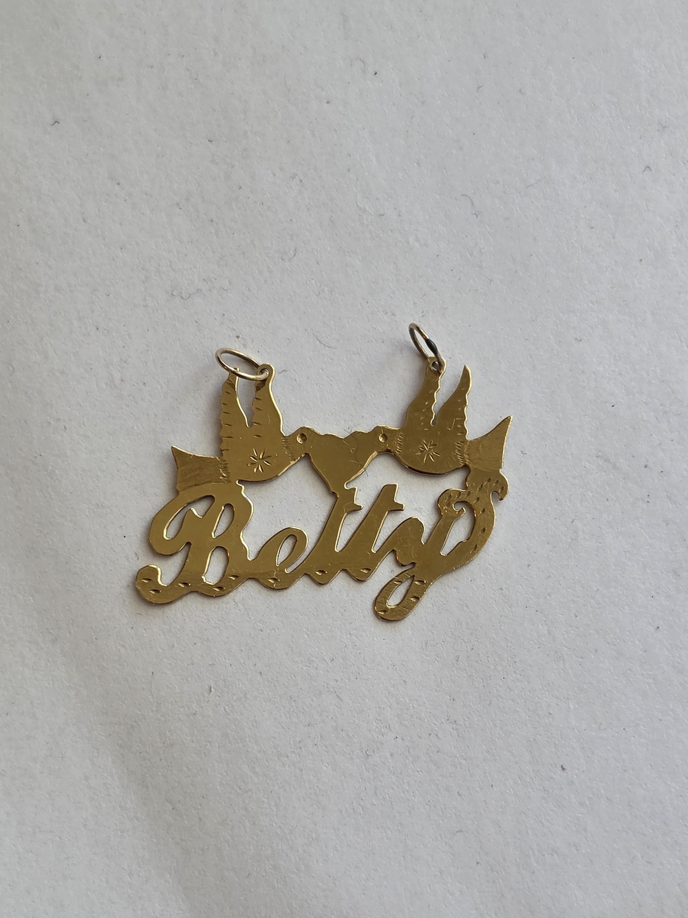 14k Solid Yellow Gold Betty Nameplate Pendant Charm